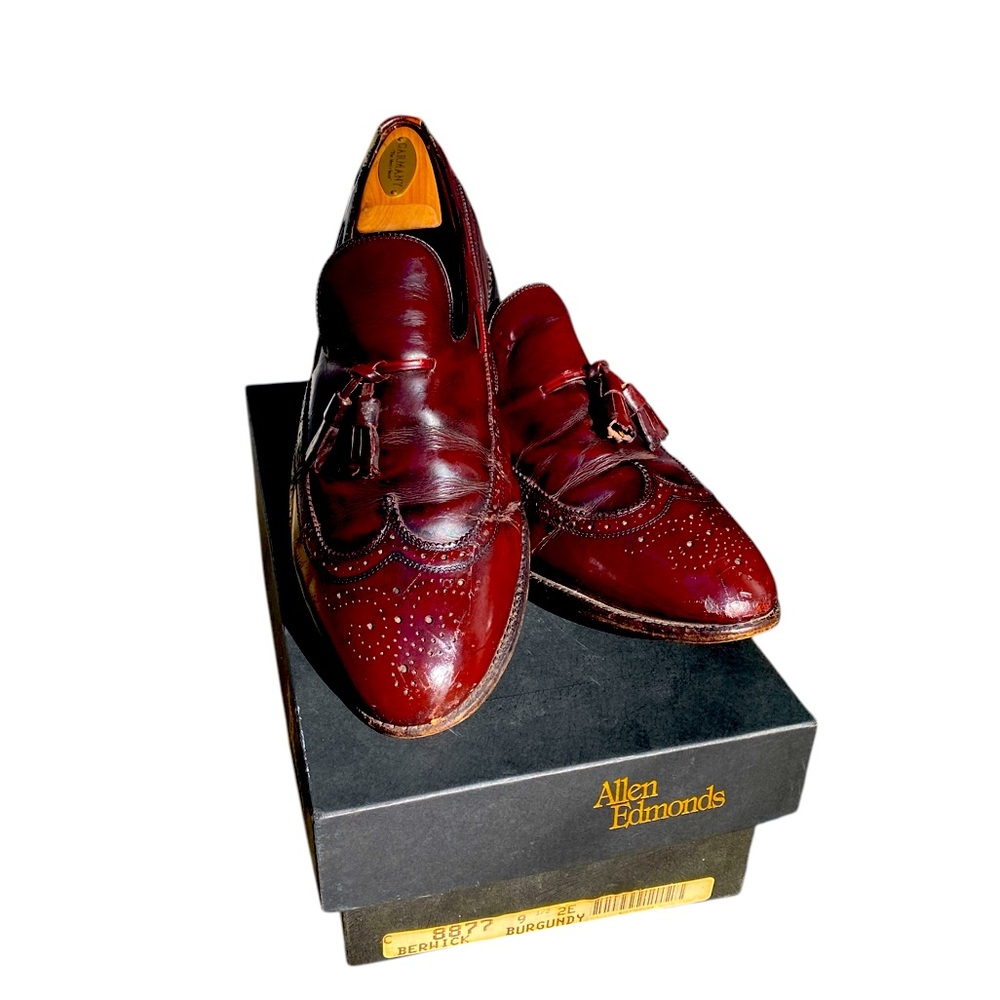 Allen Edmonds Vintage Berwick Tassel Loafer burgundy cordovan size 9 1/2